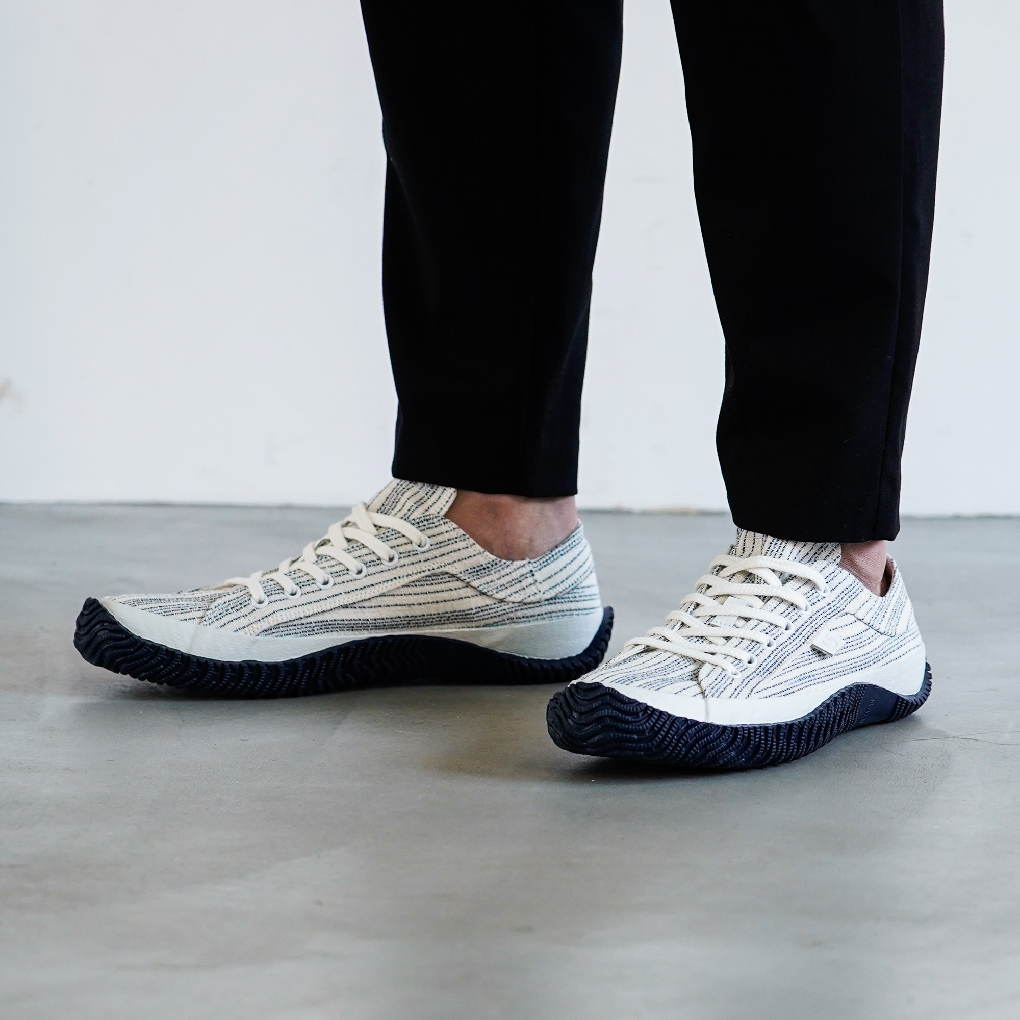 SPINGLE(スピングル) SP-141IL WhiteNavy Lサイズ(26.5cm)