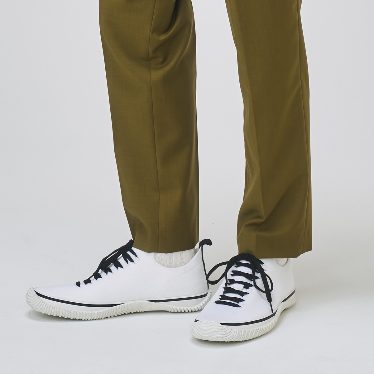 SPINGLE(スピングル) SP-1501 White Lサイズ(26.5cm)