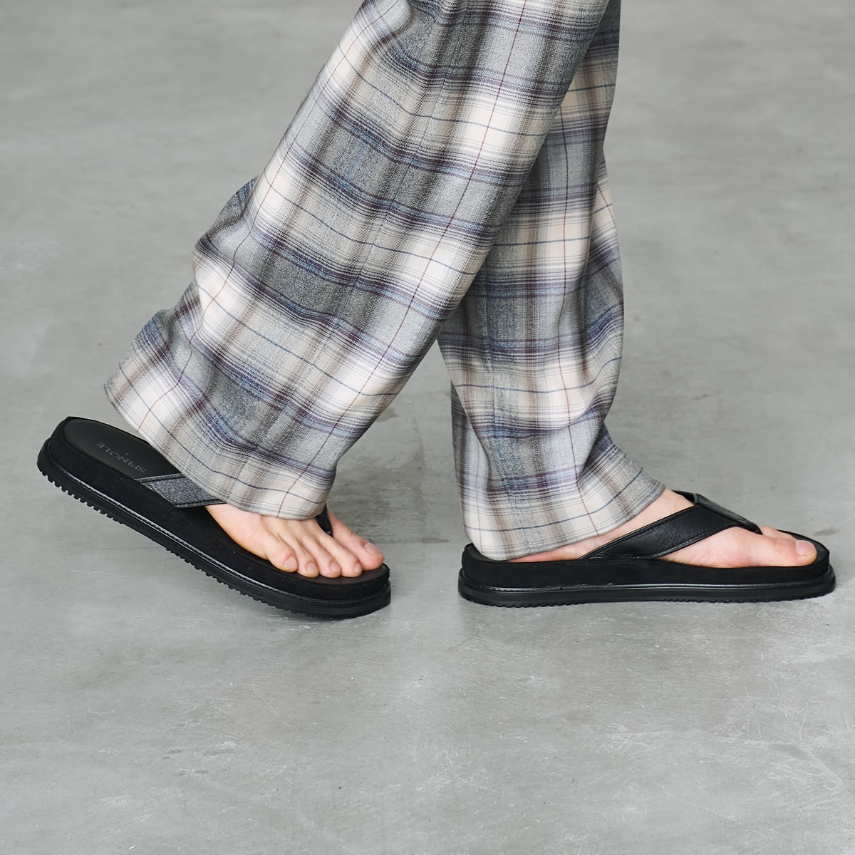 SPINGLE(スピングル) SP-1717 Black Lサイズ(26.5cm)