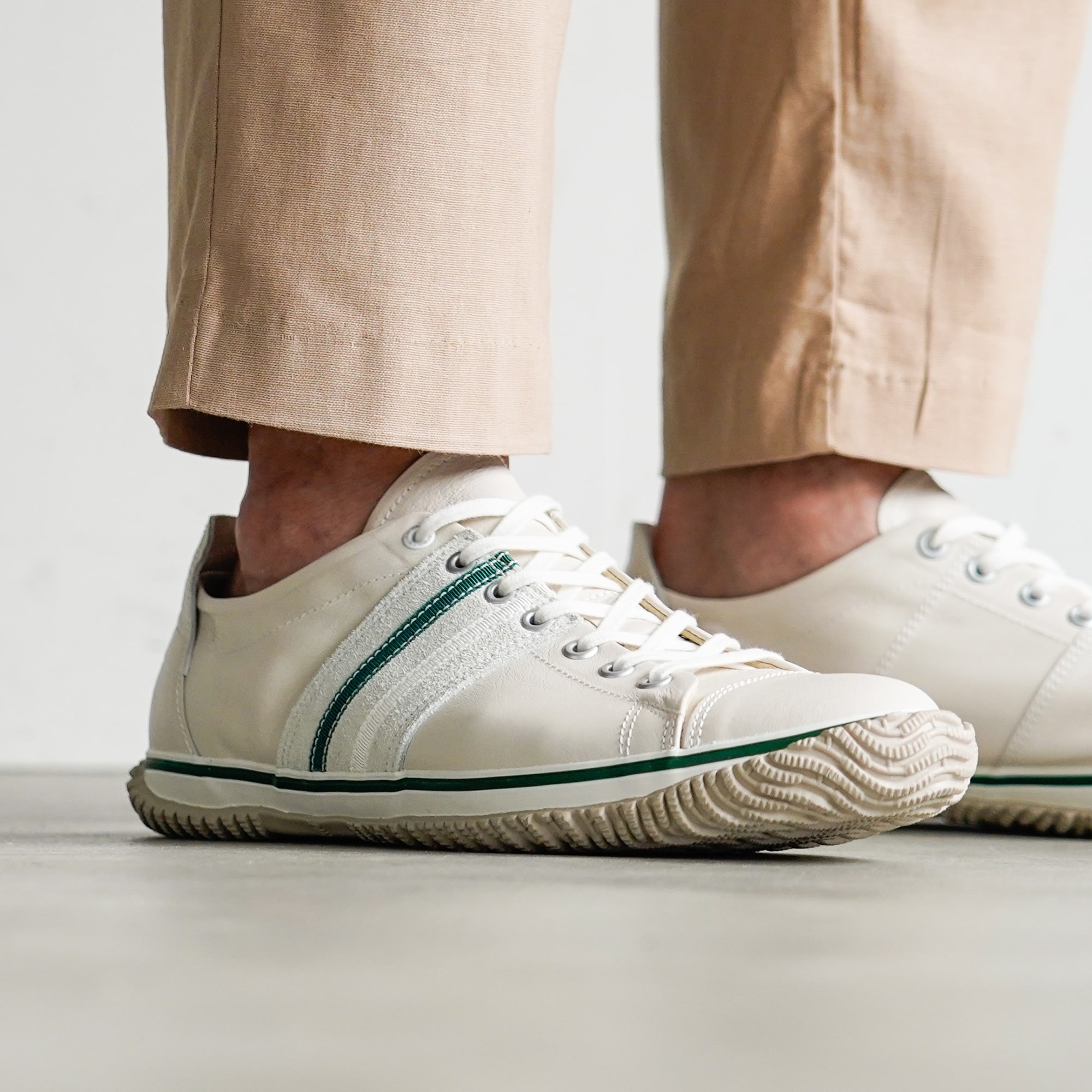 SPINGLE(スピングル) SP-198 Ivory Lサイズ(26.5cm)