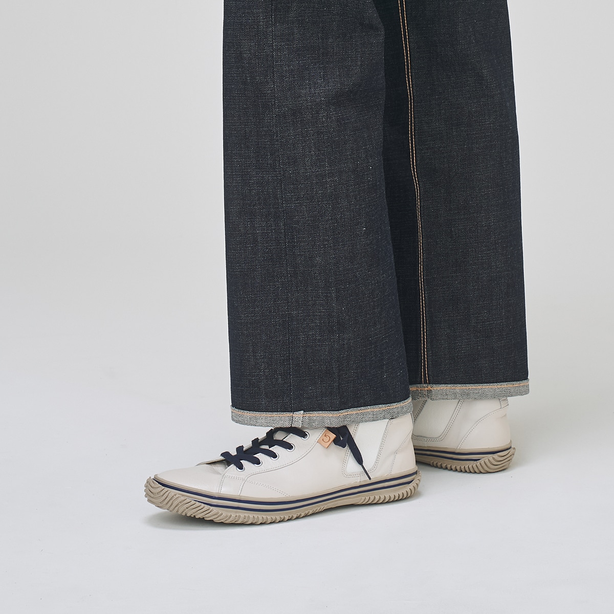 SPINGLE(スピングル) SP-442 White/Navy Lサイズ(26.5cm)