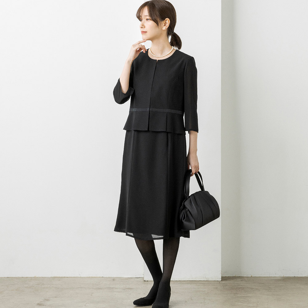 【東京ソワール】ノーカラーデザイン前開きファスナーウォッシャブルワンピース ブラック 13号