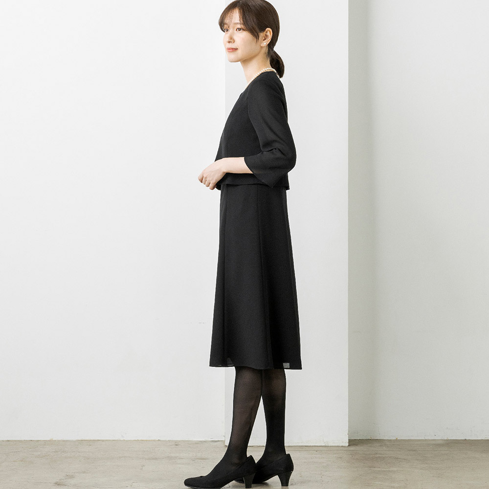 【東京ソワール】タックデザイン前開きファスナーウォッシャブルワンピース ブラック 7号