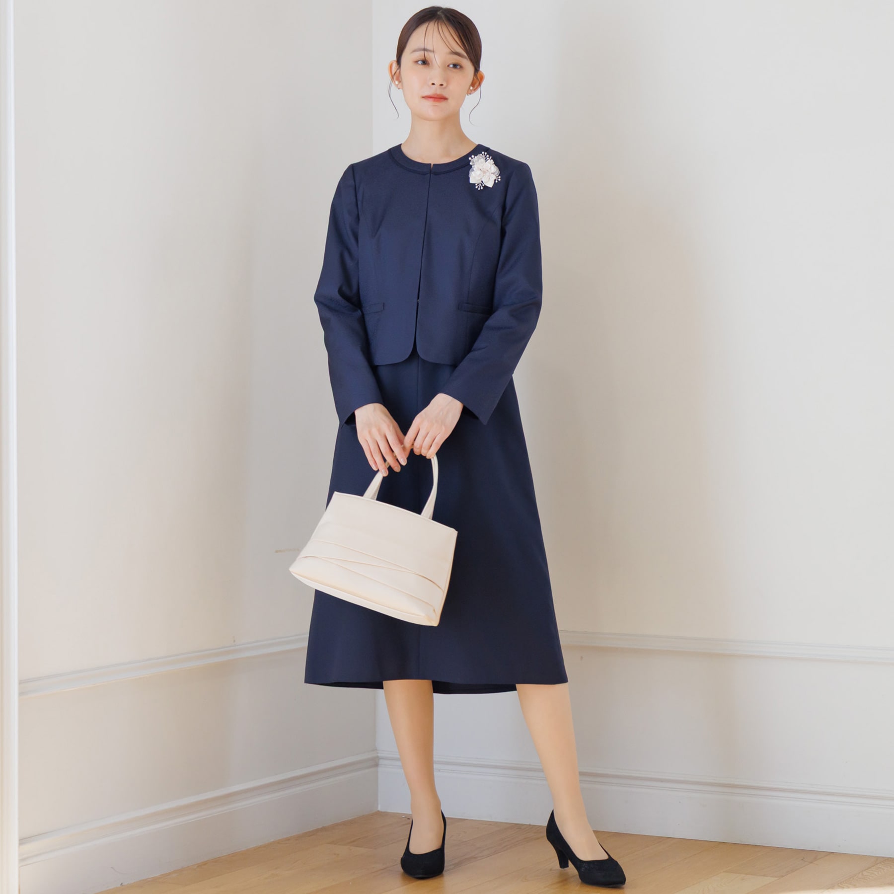 【東京ソワール】【洗える】ジャカードノーカラージャケット&袖シフォンワンピース 2点セット セレモニースーツ【学校行事・卒業式・入学式・七五三・結婚式】 ネイビー 9号