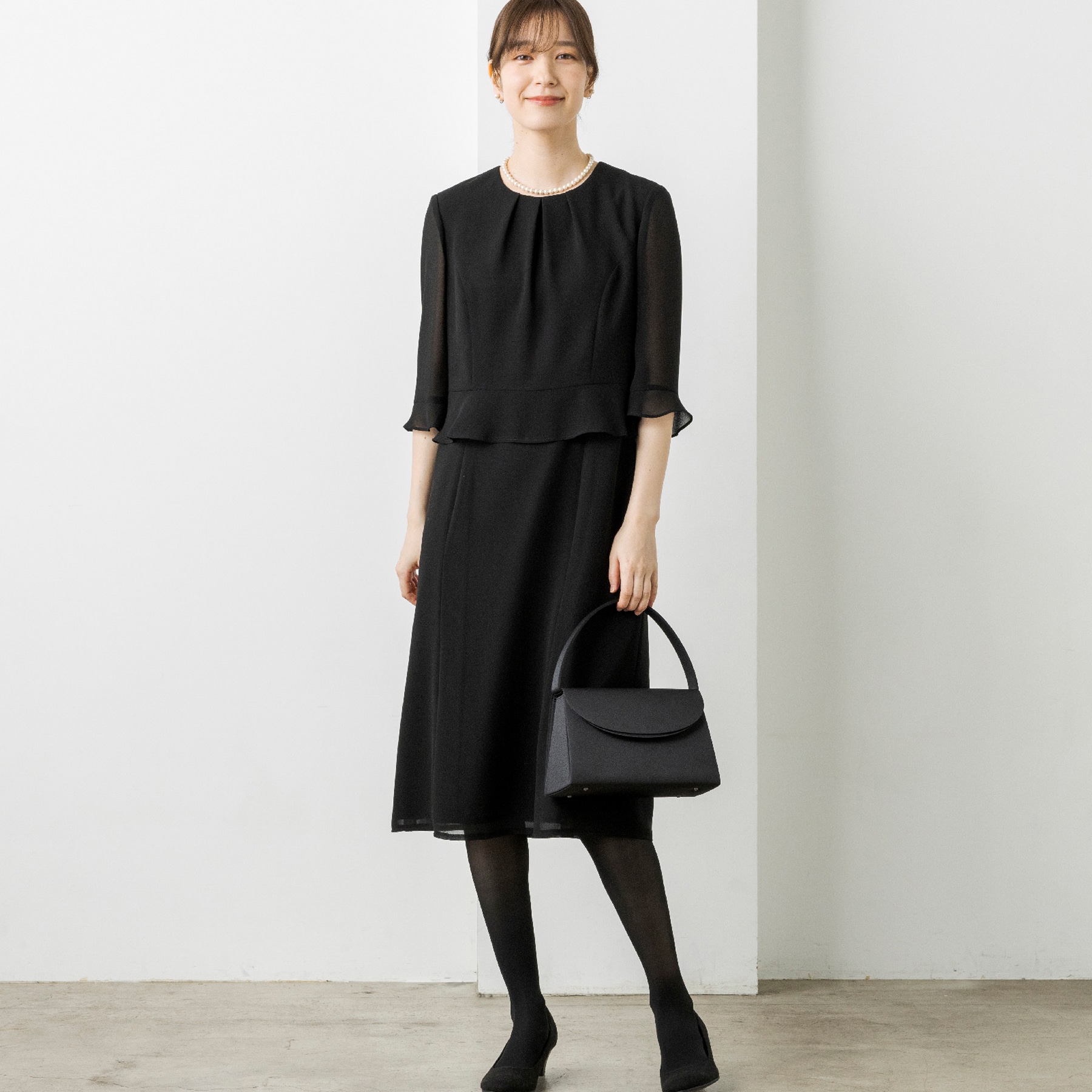 【東京ソワール】通気性抜群 洗えるブラックフォーマルワンピース ブラック 13号