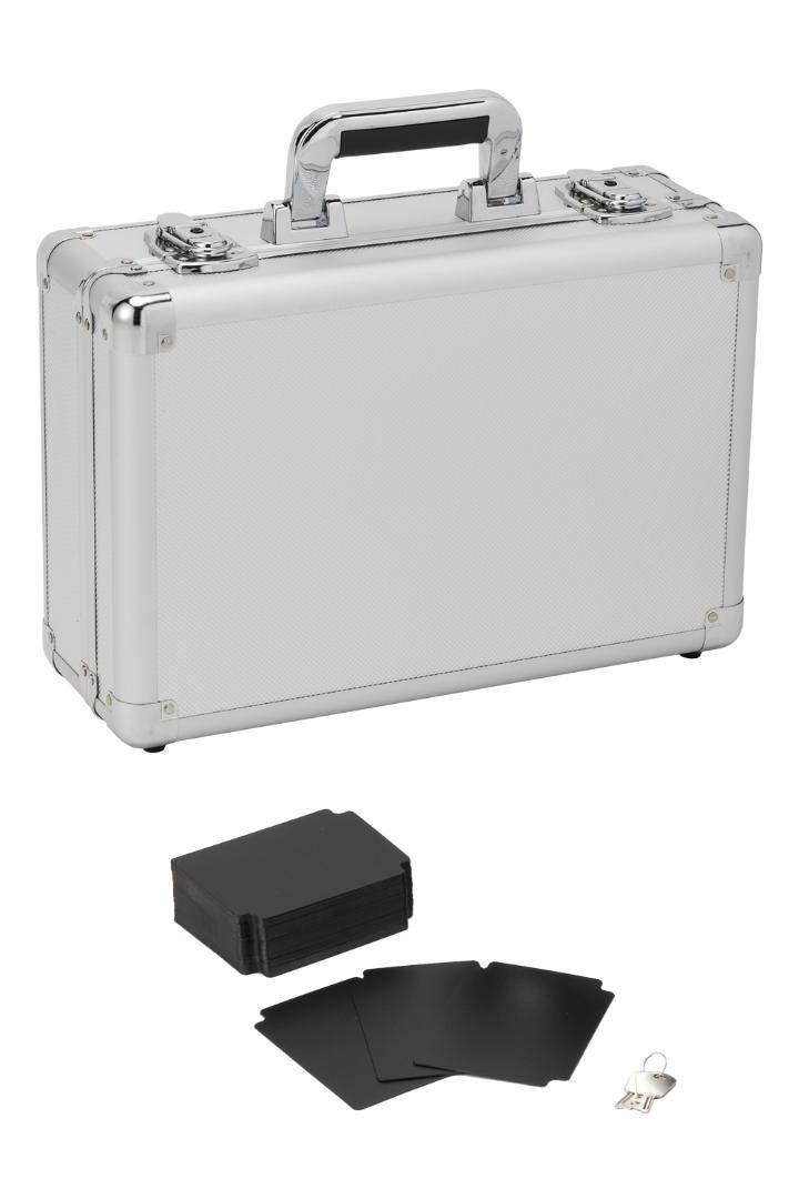 トレーディングカード ケース カードケース トレカ専用ケース 鍵付き 最大2800枚 セパレーター40枚付属 玩具 送料無料 ※北海道、沖縄県、離島を除く 【ロジ発送】 シルバー トラベルソムリエ