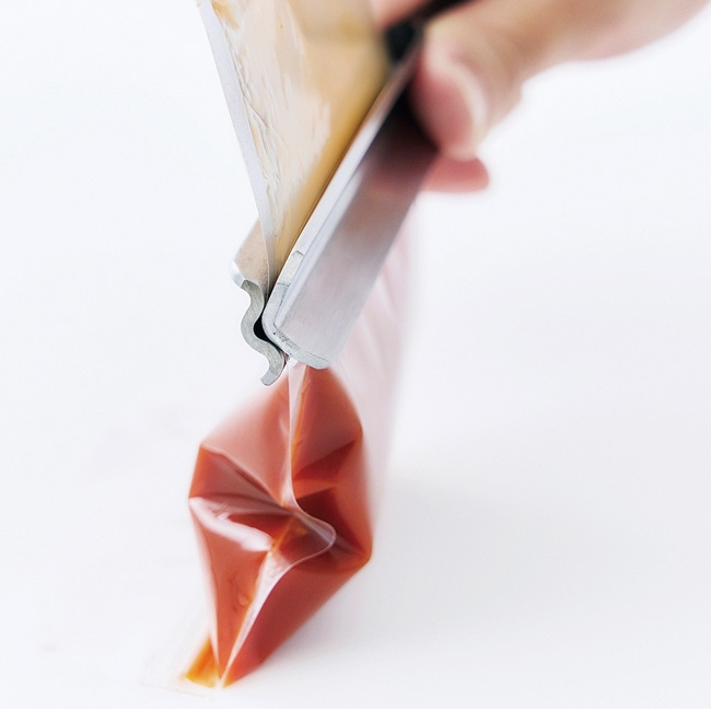 トング しぼりトング EAトCO いいとこ Shibolu tongs シボル ステンレス製 AS0061 日本製 レトルトトング しぼる 絞り器 絞る 食洗器対応 ヨシカワ イイトコ キッチンツール 調理器具