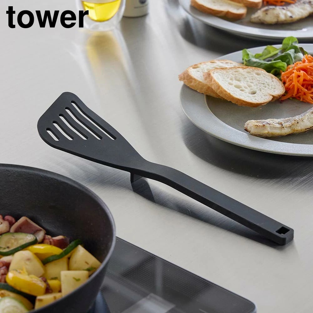 シリコーンビーター タワー 山崎実業 tower ホワイト ブラック 1503 1504 フライ返し ターナー バタービーター ヘラ 調理器具 キッチンツール シリコン 食洗機対応 軽量 耐熱 直置き 料理 おしゃれ シンプル 公式 yamazaki タワーシリーズ[MM1]