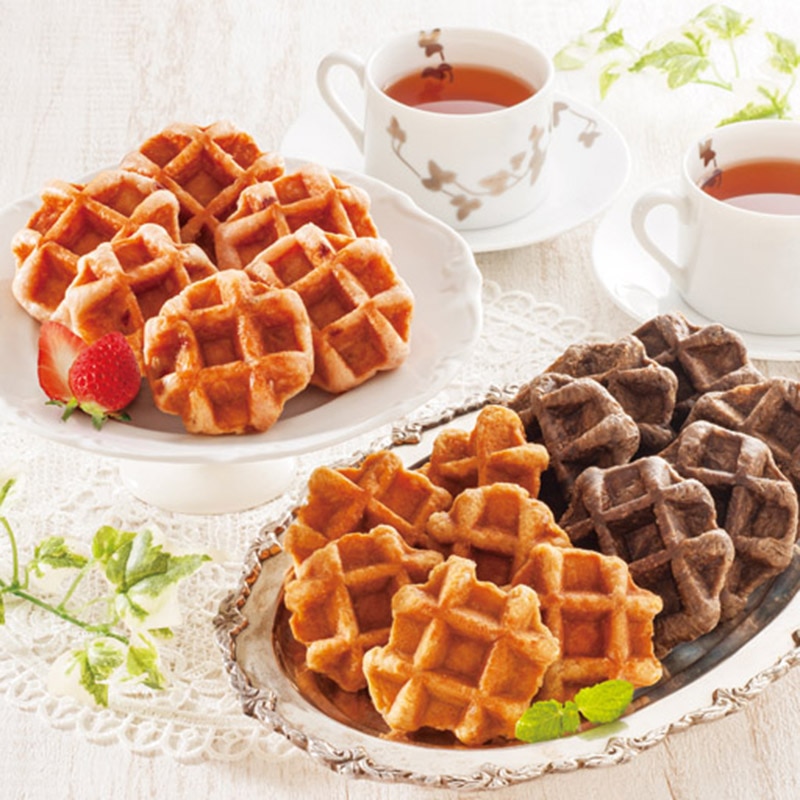 イーペルの猫祭り ベルギーミニワッフル／各種洋菓子セット 洋菓子 スイーツ・お菓子 食品 送料無料 取り寄せ グルメ 産地直送 センター スイーツ バレンタイン チョコ 以外 子供 友達 ホワイトデー お返し 人気 カード