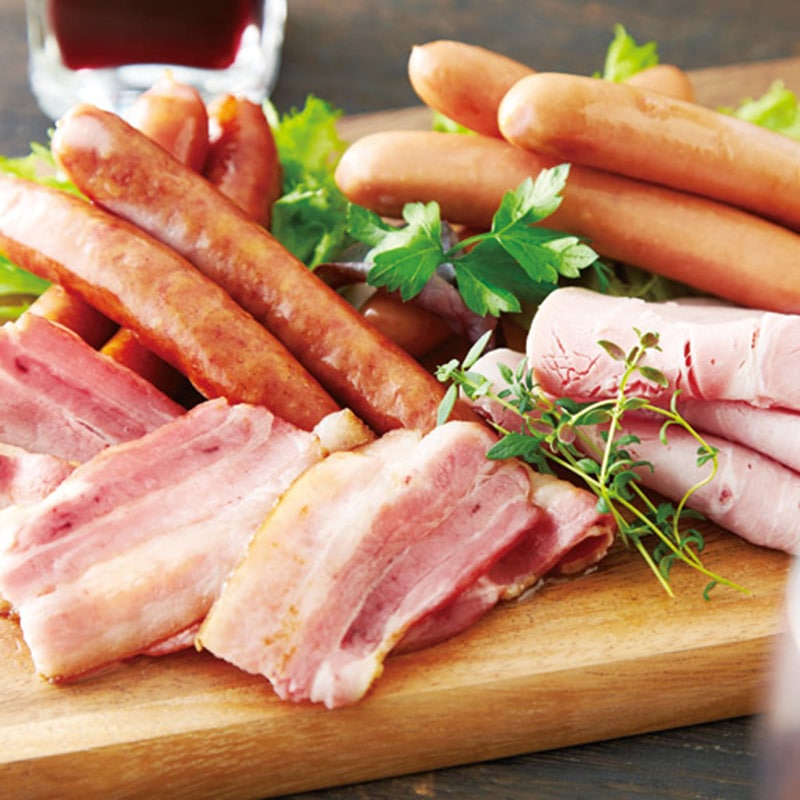 興部ハム 北海道 興部(おこっぺ)ハムギフト／マグロ 魚介類・水産加工品 食品 送料無料 取り寄せ グルメ 産地直送 センター スイーツ バレンタイン チョコ 以外 子供 友達 ホワイトデー お返し 人気 カード