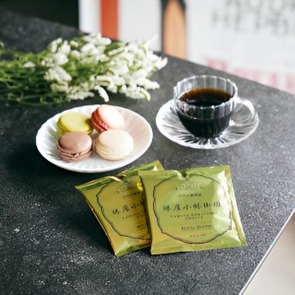 【東京】宮内庁御用達 珠屋小林珈琲 ご贈答用化粧箱入り ドリップコーヒー ギフトセット(2種10杯分)