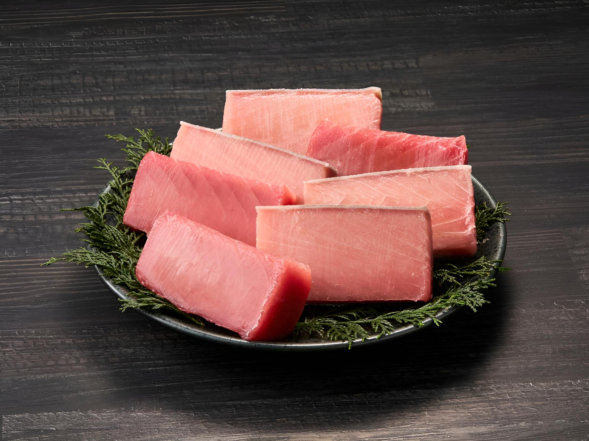 【神奈川】三浦三崎港 天然目鉢まぐろ 中とろ赤身 1kgブロック(TMB-001)