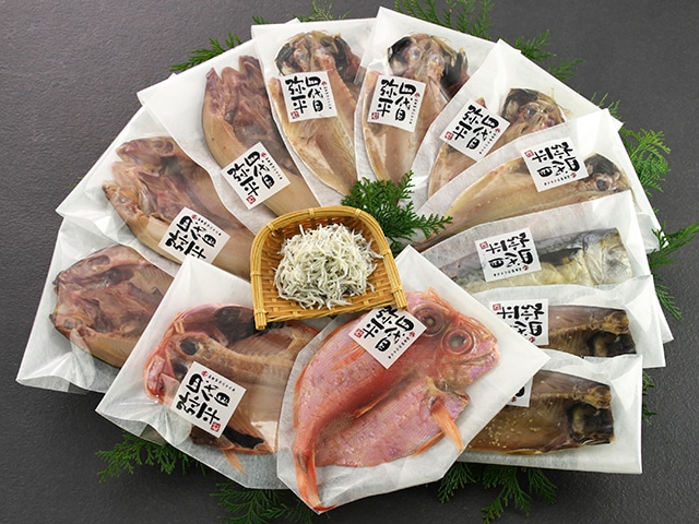 【静岡】沼津 四代目弥平 国産干物と釜揚げしらすの詰合せ ご贈答ギフトセット(干物4種12枚、しらす80g入り)