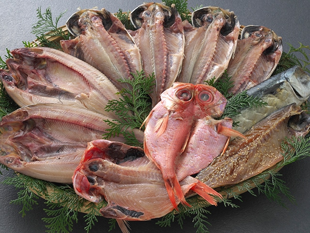 【静岡】沼津 四代目弥平 国産干物詰合せ ご贈答ギフトセット 4種10枚