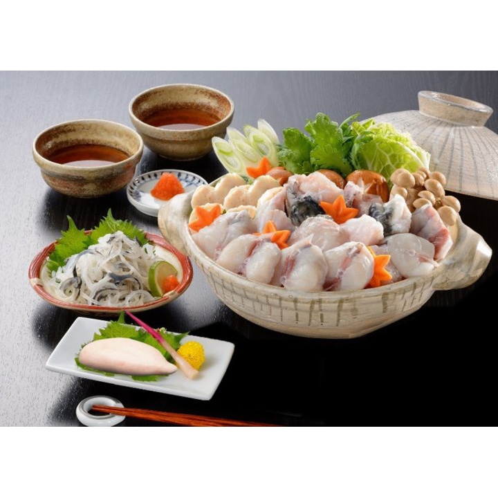 【TBQ-100F8Z】とらふくちり生白子付 冷凍便【送料無料／同梱不可】 ふぐ お歳暮