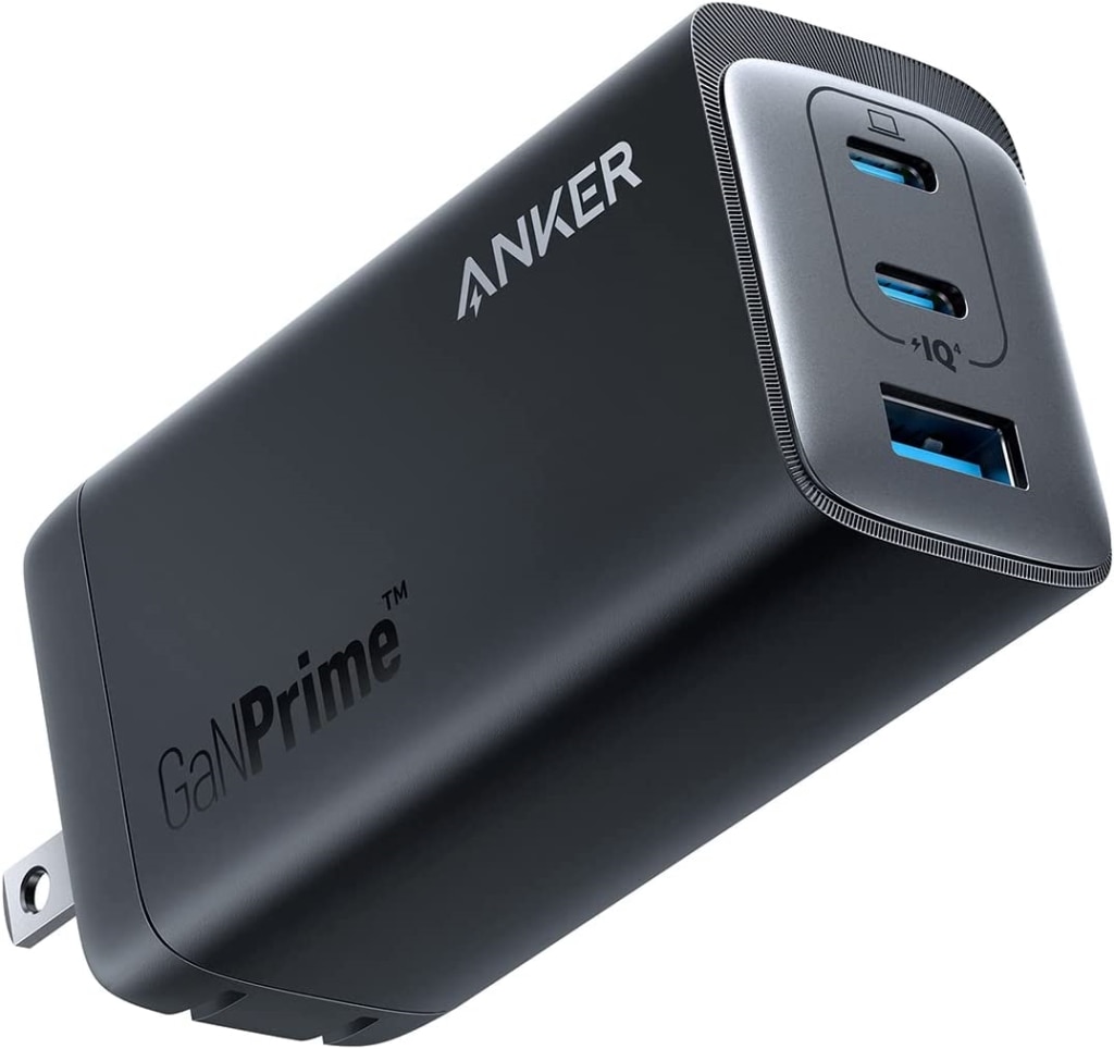 Anker Anker 737 Charger(GaNPrime 120W)USB PD 充電器 USB-A&USB-C 3ポート<独自技術Anker GaNPrime採用/PowerIQ 4.0 搭載/PSE技術基準適合/折りたたみ式プラグ>(ブラック) A2148N11