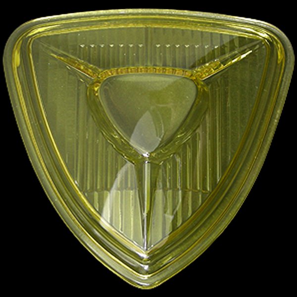 002683 ネオファクトリー トライアングル ヘッドライトレンズ イエロー 1個売り
