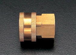 EA140BC-8 エスコ ESCO Rc 1" メスねじカップリング(中圧用/真鍮)