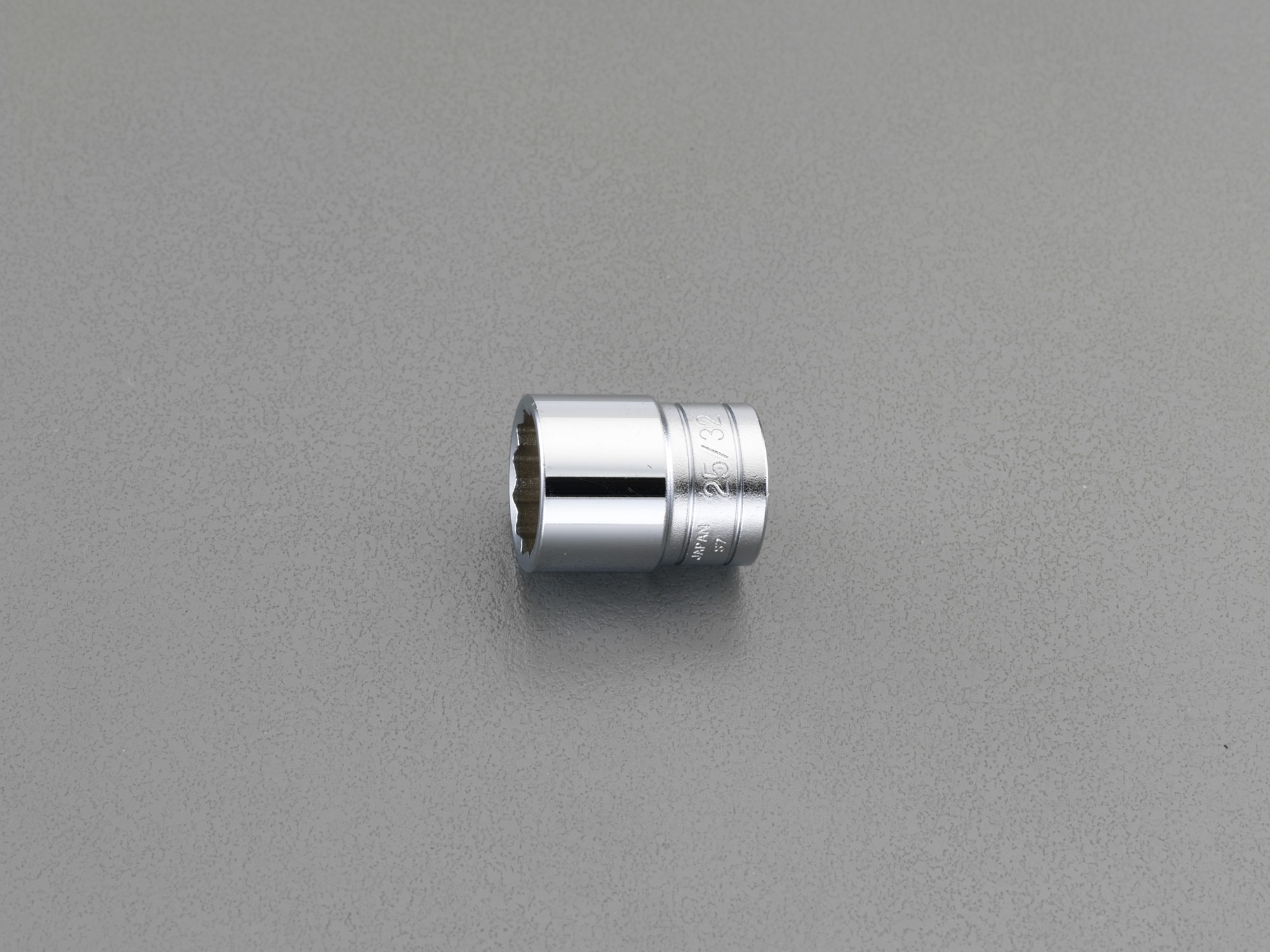 EA618RL-105 エスコ ESCO 1/2"sqx 9/16" ソケット(十二角)