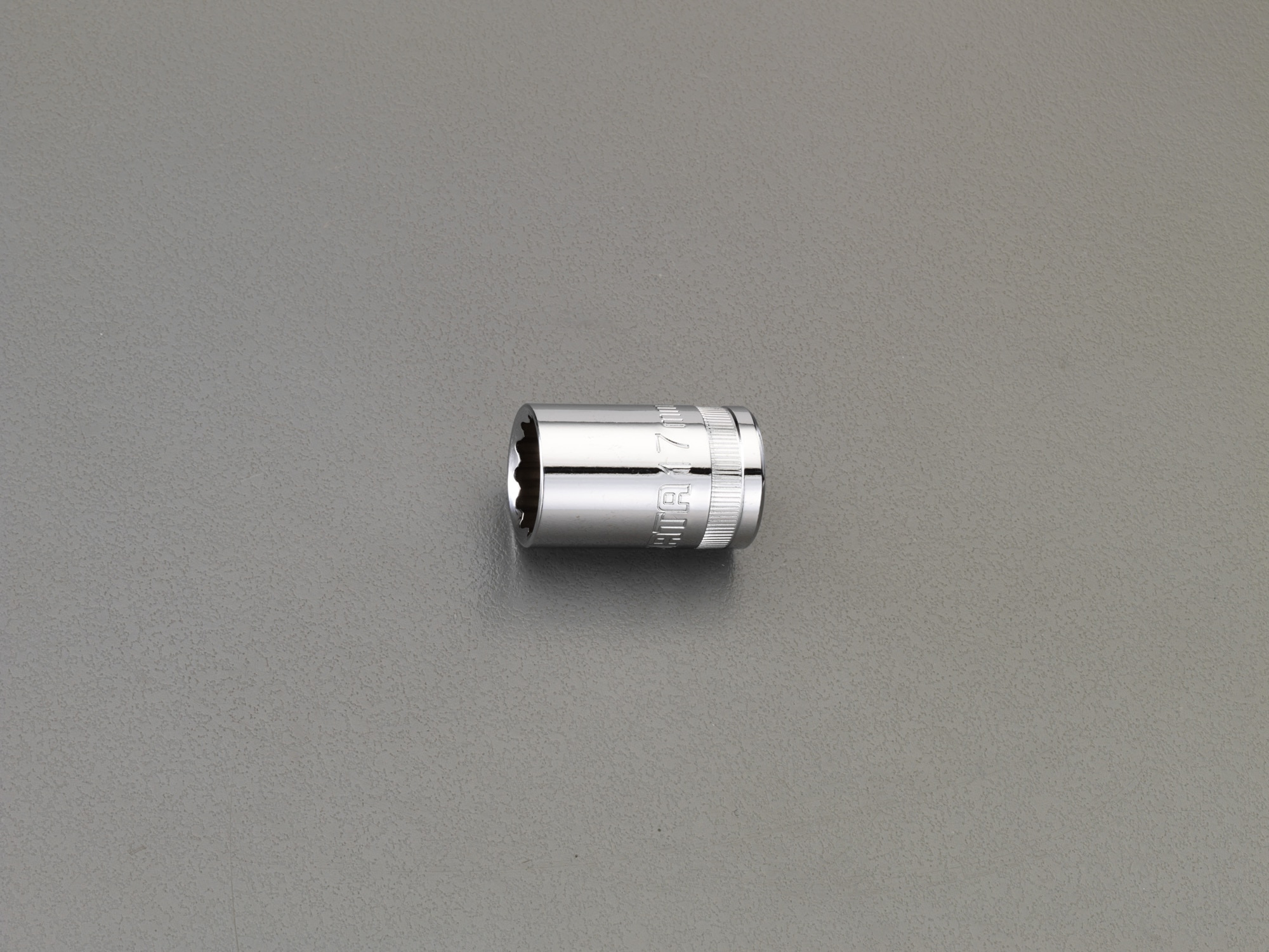EA687CS-230 エスコ ESCO 1/2"sqx30mm ソケット(12角)