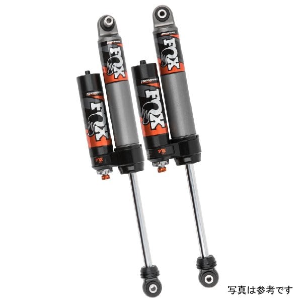 FOX883-26-053 Fox 2.5 パフォーマンスシリーズ 10.2in. スムースボディ ピギーバック DSCリアショック / 0-1.5インチリフト対応 18-Up