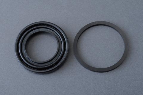 MRS-K-B010 エムテック中京 M-TEC中京 MRS フロント キャリパーピストンシールキット KZ