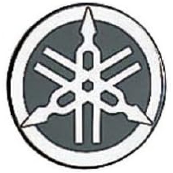 Q5K-YSK-001-T05 ヤマハ純正 ヤマハオンサマーク ビトロタイプ シルバーM